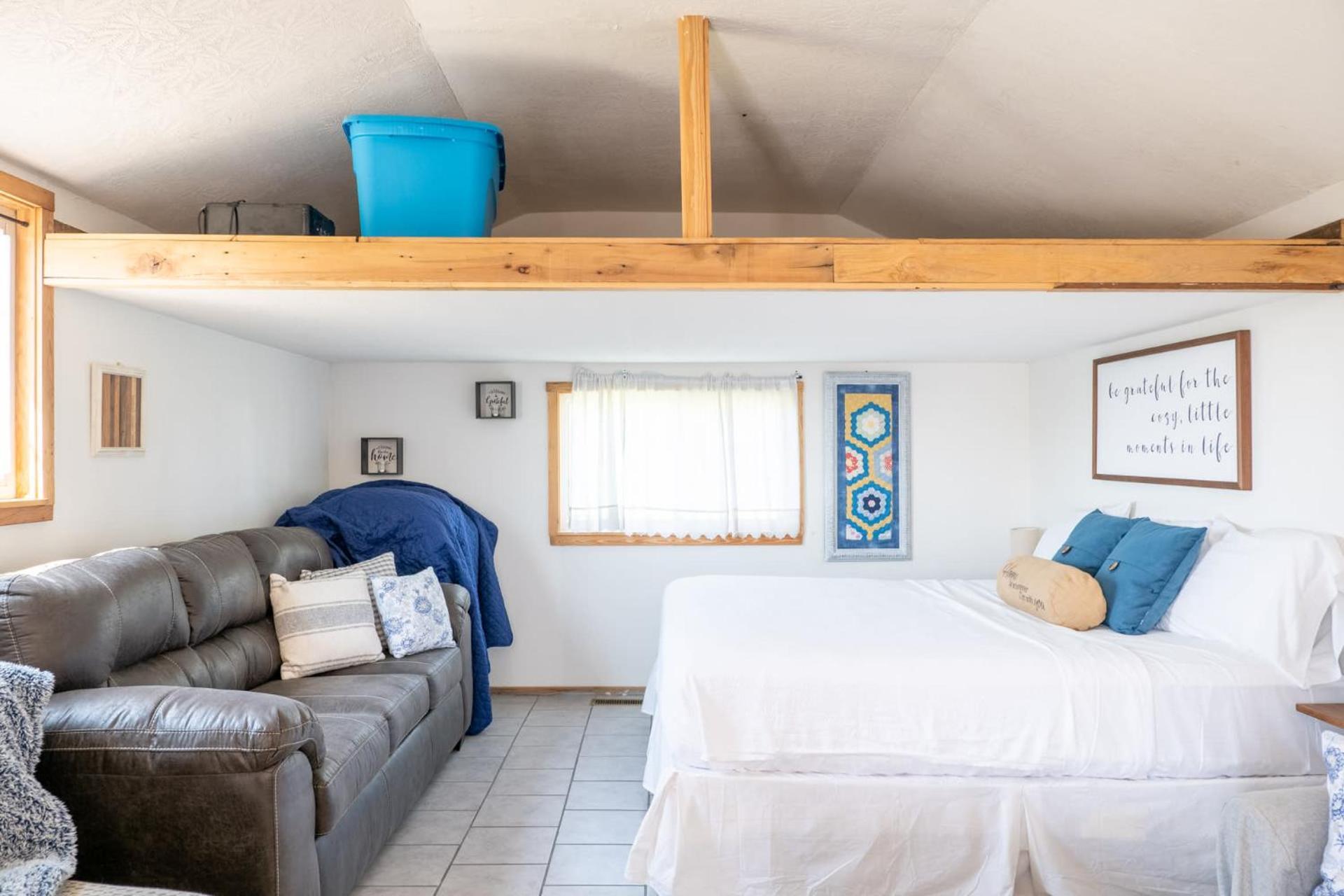 Cozy Cabin Near Ark! Adam And Eve'S Retreat Williamstown Exterior photo